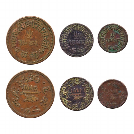 Khengarji III, Copper (3), 3 Dokda, VS 1942-AD 1885; 1-½ Dokda, VS 1948-AD 1892; and Dokdo