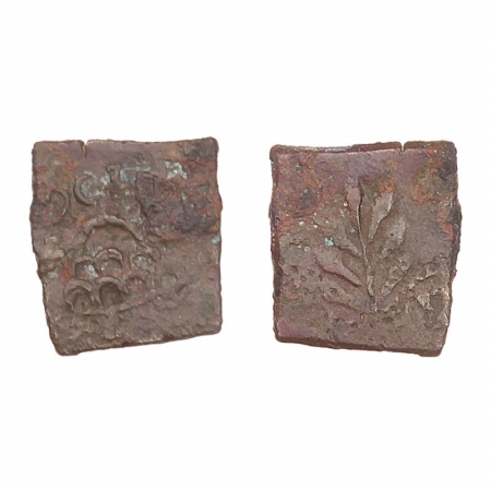 Lesser Satavahanas, Northern Karnataka ( Banawasi ) region, copper coin of Chutukulananda,