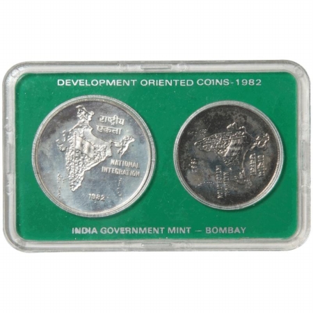 1982, UNC Set of 2 coins, 10 and 100 Rs. National Integration, Bombay Mint. Scarce.