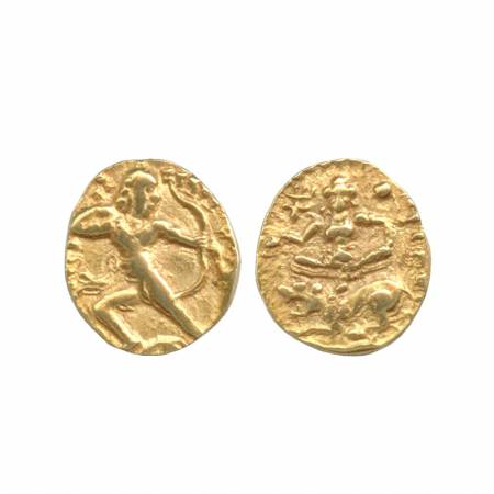 Chandragupta II, Lion Slayer Type, Gold dinar, 7.77g, Obverse: King is shown hunting the L