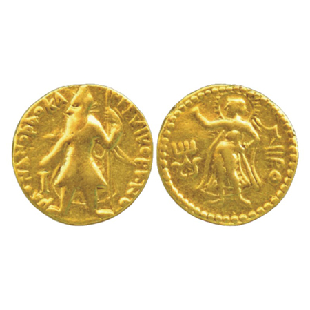 Kushan Empire, Kanishka I (127-152 AD), Gold Dinar, Goebl 31, 7.68g. Obv: King standing pe