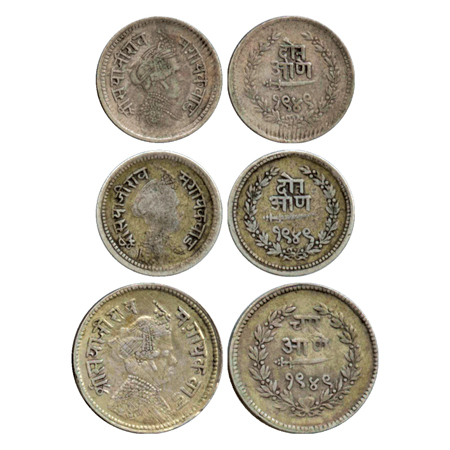 Baroda (3), Sayaji Rao III, Silver 1/8 Rupee (2) and ¼ Rupee, VS 1949, (Y 33a and 34). (3 