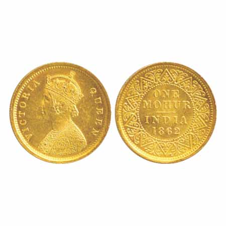 Victoria Queen, Gold One Mohur 1862, Calcutta Mint. Obv: two flowers in bottom panel, a ti