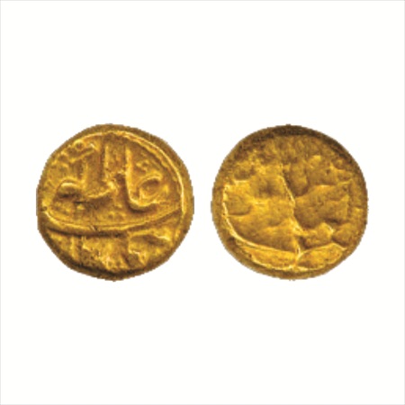 Aurangzeb (1658-1707 AD), Gold ½ Pagoda or 'Pratap', Gandikota Mint, 1.73g. Obv: Legend in