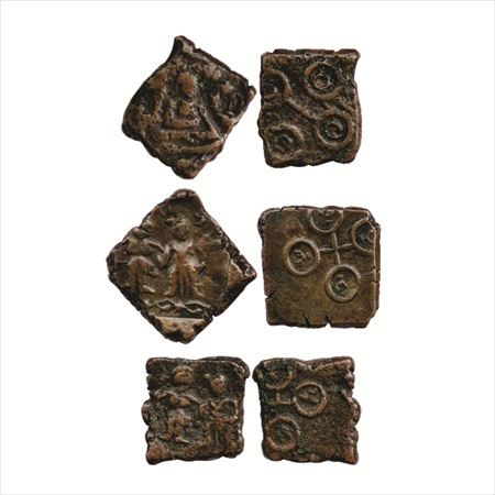 Uninscribed die-struck coins of Ujjayini (Ujjain, MP) region (3), (c. 1st Century BC), (a)