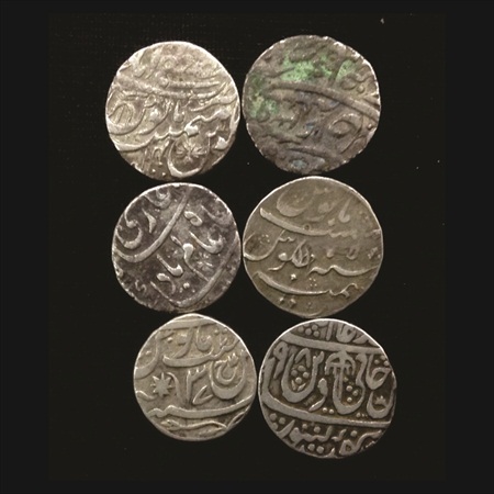 A lot of 6 Silver Rupee. Various types and mints. (6 Coins)