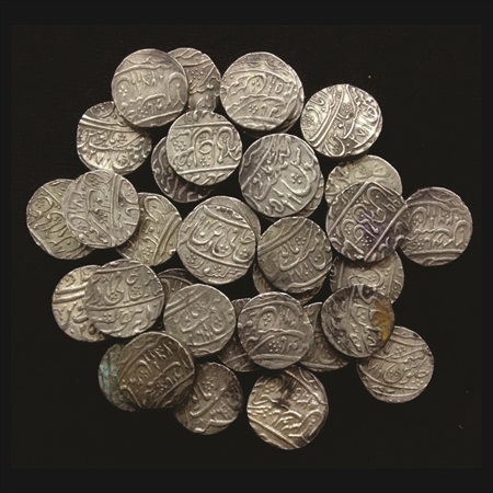 Rohilkhand, Silver Rupee (34), Najibabad Mint. Various mint marks and dates. (34 Coins)