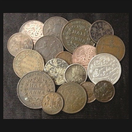A lot of 18 Coins, 3x Silver and 15x Copper, including Presidencies and British India. Var