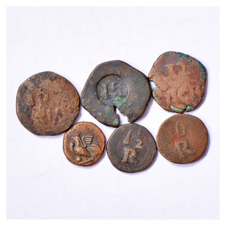 A group of 6 Copper coins, 5x Portuguese India and 1x French India. (6 Coins)