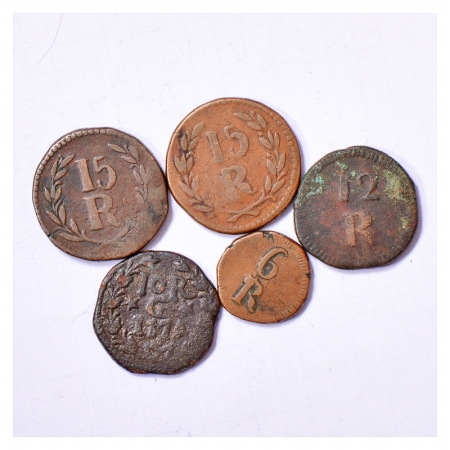 A group of 5 Copper coins of Portuguese India, various denomination and types. (5 Coins)