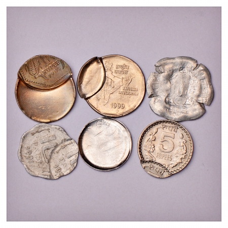 A group of 6 Republic of India Error Aluminum and Copper Nickel coins, 10 Paise to 5 Rupee
