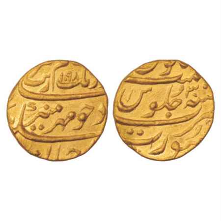 Aurangzeb (1658-1707 AD), Gold Mohur, 11.07g. Surat Mint, AH 1098/RY 30, KM 315.45. About 