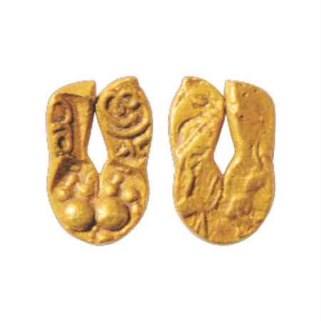 Chalukyas of Kalyana or Feudatories, 'U' shaped Gold Fanam from Northern Karnataka, simila