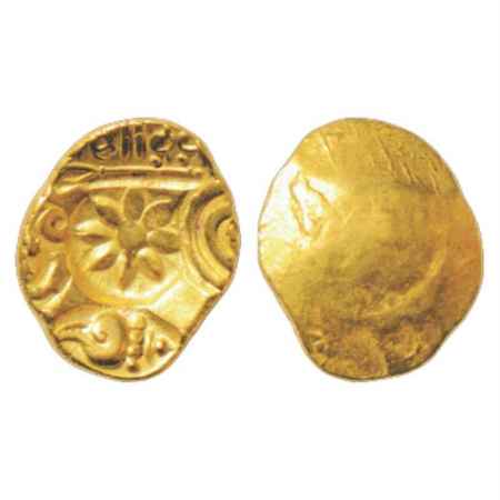Yadavas of Devagiri, Mahadeva (1261-1270 AD), Gold Padma Tanka, 3.80g. Central punch of a 