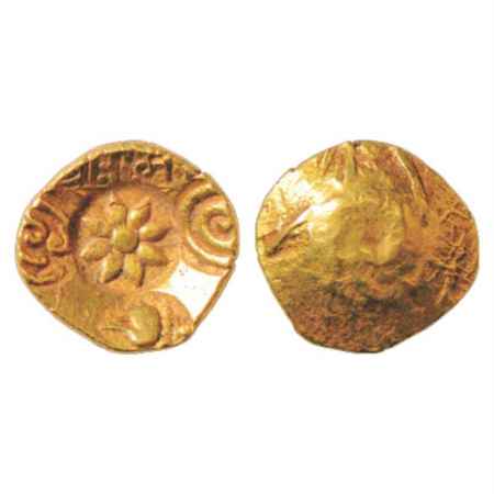 Yadavas of Devagiri, Ramachandra (1270-1311 AD), Gold Padma Tanka, 3.81g. Central punch of