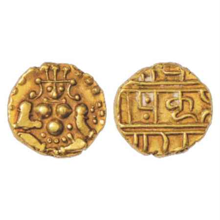 Nayakas of Chitradurga, Gold Pagoda, 3.30g. Obv: Bal Gopal seated facing. Rev: Nagri legen