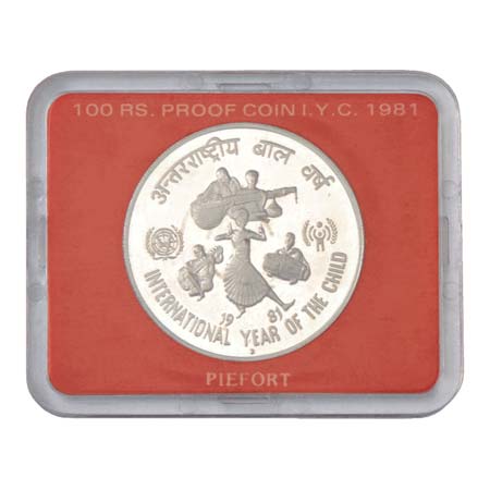 1981, International Year of the Child, PIE-FORT, Proof set of single coin, 100 Rupees, 58.