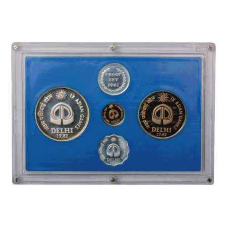 1982, IX Asian Games, Proof set of 4 coins, 100 Rupees, 10 Rupees, 25 Paise and 10 Paise w