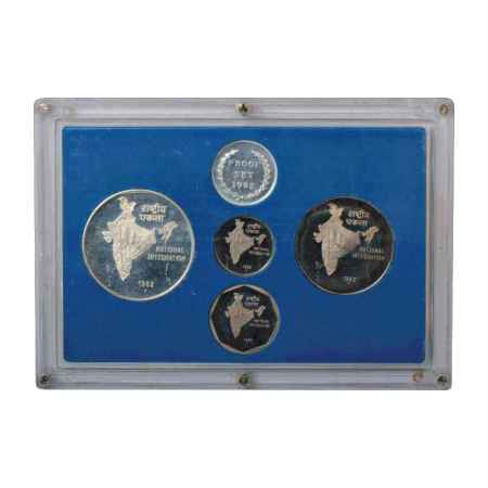 1982, National Integration, Proof set of 4 coins, 100 Rupees, 10 Rupees, 2 Rupees and 50 P