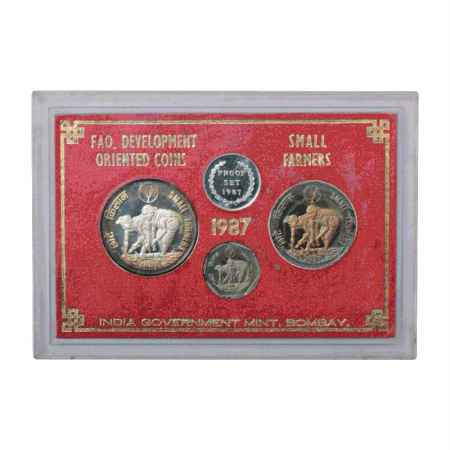 1987, Small Farmers, Proof set of 3 coins, 100 Rupees, 20 Rupees and 1 Rupee with mint emb
