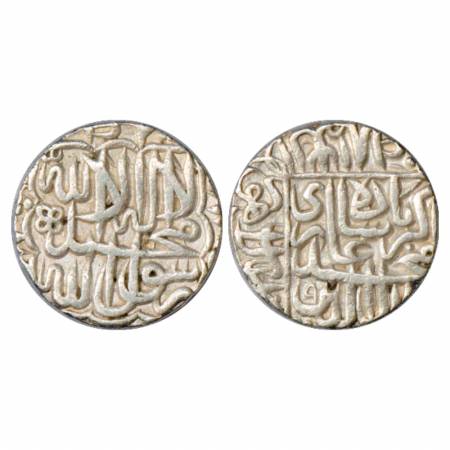 Akbar (1556-1605 AD), Silver Rupee, Lahore Mint in left quadrant, KM 81. Very Fine, Very S