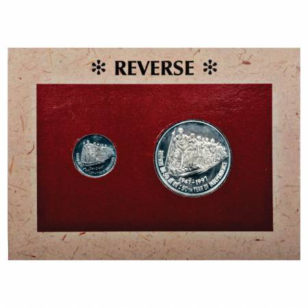 1997, 50th Year of Independence, UNC set of 2 coins, 50 Rupees and 50 Paise, Mumbai Mint, 