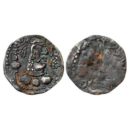 White/Alchon Huns, Silver Drachm attributed to 'Vaishravana', not in MAC, 4.05g. Obv: Bust