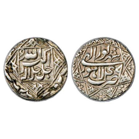 Akbar (1556-1605 AD), Silver Rupee, Lahore Mint, Shahrewar 49, legend within 4 pointed sta