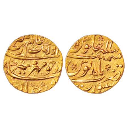 Aurangzeb (1658-1707 AD), Gold Mohur, 11.03g. Surat Mint, RY 11, KM 315.45. Extremely Fine