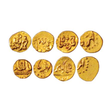 A group of 4 Gold ½ Fanams from Karpa Mint, weighing 0.16g each, 1x Muhammad Shah, 1x Ahma