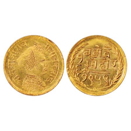Baroda , Sayaji Rao III (1875-1938 AD), Gold 1/6 Mohur, VS 1959, 1.07g, KM Y37. A few hair