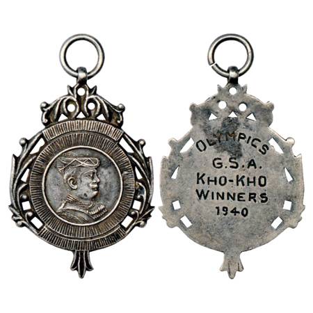 Gwalior , Madho Rao Scindhia, Silver Olympics Medal, 11.45g. Obv: Portrait bust of King. R