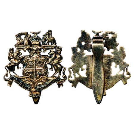 Bhuj , Cap Badge, Silver, 7.69g. Early 20th Century, Two horsemen on either side, a shield