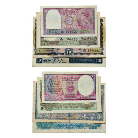 British India, George VI, a group of 4 notes, 2 Rupees, signed by J.B. Taylor, Serial No.: