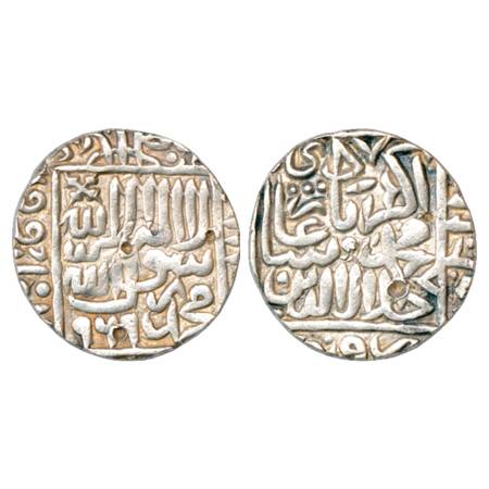 Akbar (1556-1605 AD), Silver Rupee, Qannauj Mint, AH 969, Liddle Akbar S1. A few light mar