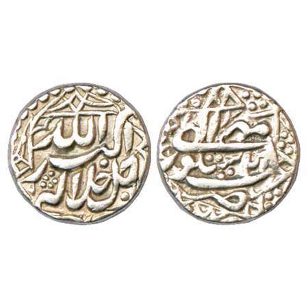 Akbar (1556-1605 AD), Silver Rupee Sitpur Mint, Mihr 48. Obv: Quatrefoil borders. Rev: Oct