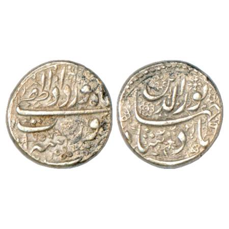 Jahangir (1605-1627 AD), Silver Rupee, Surat Mint, Khurdad 15, KM 145.15. Decorative Field