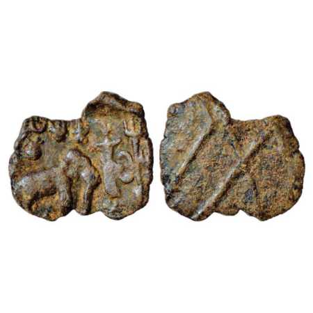 Uninscribed die-struck copper coin of the Pandya chiefs of 'Sangam' period (c. 50-100 AD),