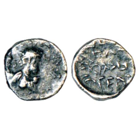 Paratarajas of Sindh and Balucshistan, Silver obol of Yolamira (c. 125-150 AD), 0.91g. Obv