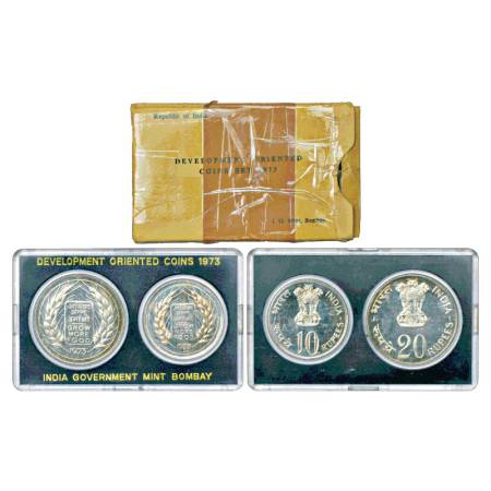 1973, Grow More Food, UNC set of 2 coins, 20 Rupees and 10 Rupees, Bombay Mint, RB 38. Tap