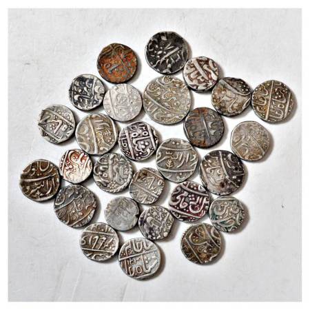 A group of 27 silver rupees, includes Princely State, Indo-French, Bengal Presidency, vari