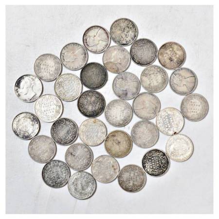 A group of 32 silver ½ rupee, Victoria Queen/Empress, 2x continuous, 3x divided and 27x em