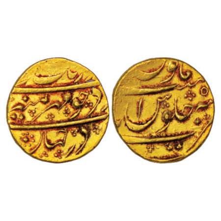 Aurangzeb (1658-1707 AD), gold mohur, 10.96g. Nusratabad mint, RY 5x, KM 315.39. About ver