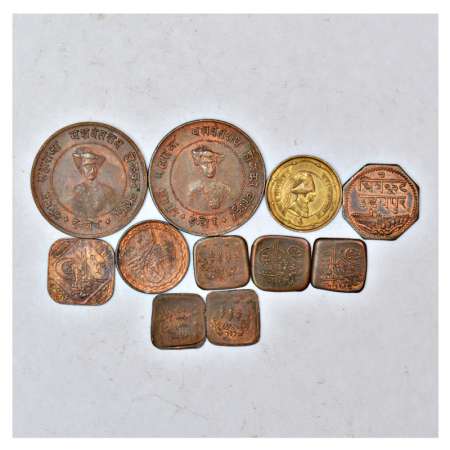 A group of 11 Princely State copper coins, includes 5x Bahawalpur, 2x Hyderabad, 1x Jodhpu