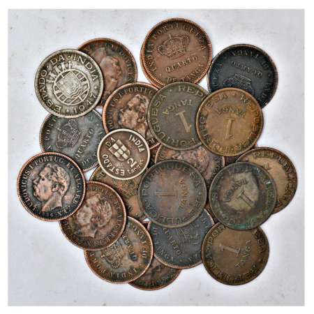 A group of 24 Portuguese India copper coins, includes 16x ¼ Tanga, 7x Tanga and 1x 2 Tanga