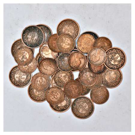 A group of 38 British India copper coins, 18x Victoria Queen ½ pice, all dated 1862 and 20
