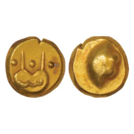 Sultans of Bijapur, anonymous issue, gold pagoda, 3.33g. A boat like uncertain symbol on o