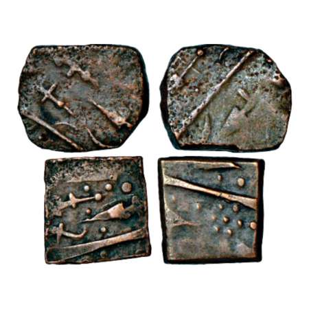Rampur (Sunt Rampur), copper ½ paisa (2), 4.59g and 3.44g. Obv: spear and sword type. Rev: