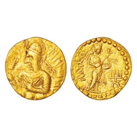 Kushan Empire, gold dinar of Huvishka (c. 155-190 AD), Goebl 325, 7.93g. Obv: bust of king
