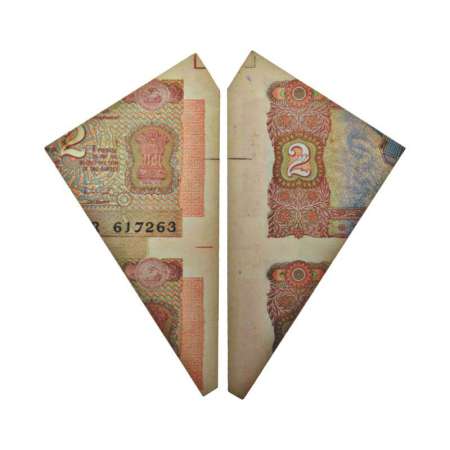 2 rupees, misprint, signed by R. N. Malhotra, inset 'A', serial no.: R 617263. Misaligned 